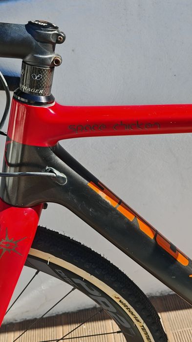 Bicicleta Gravel on one