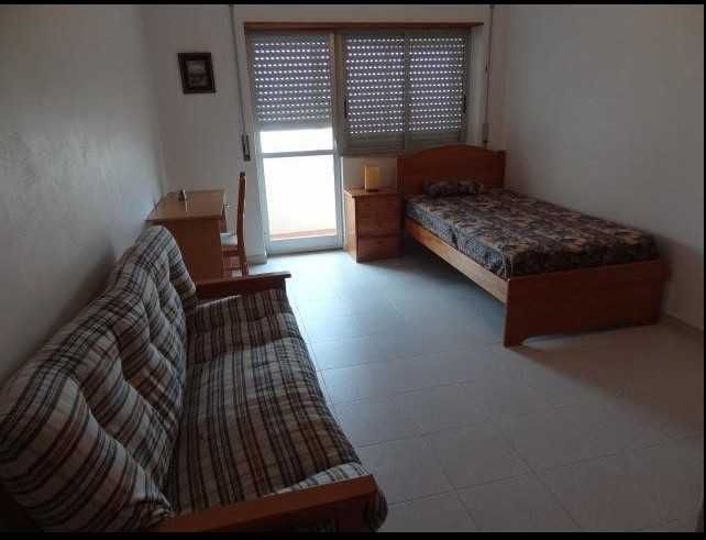 Quartos para estudantes em apartamento T3