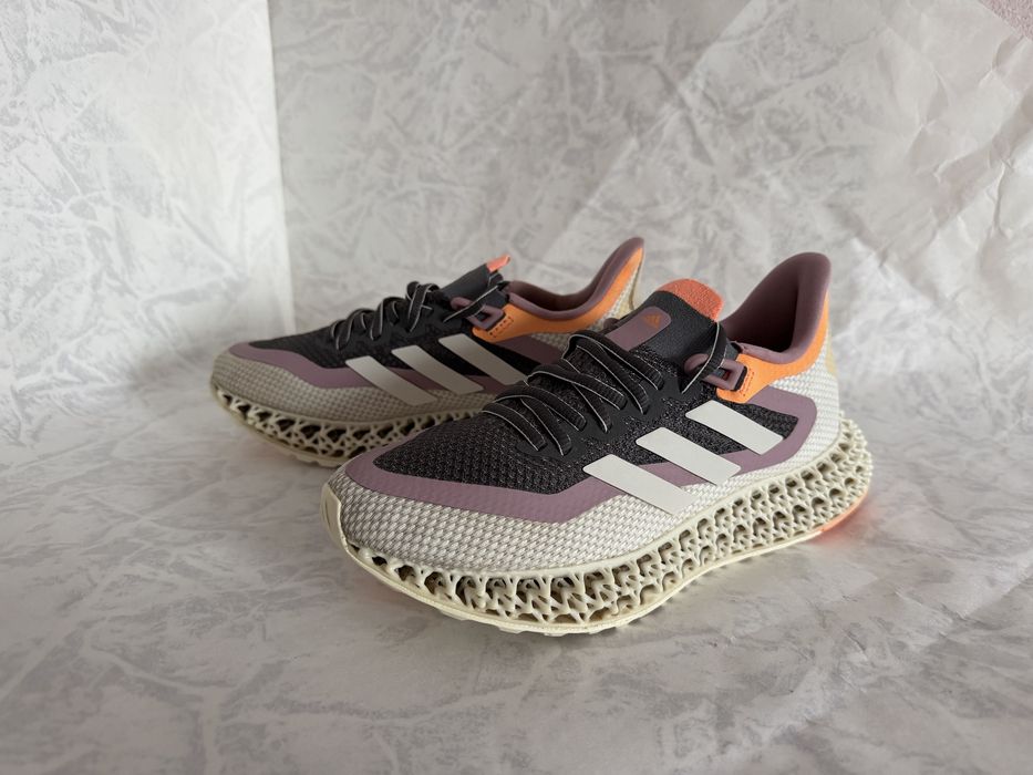 Кросівки Adidas 37 4DFWD 2