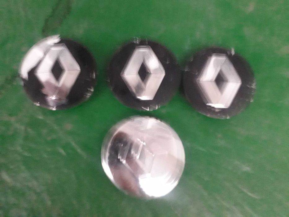 Ковпачки з логотипом РЕНО на діски