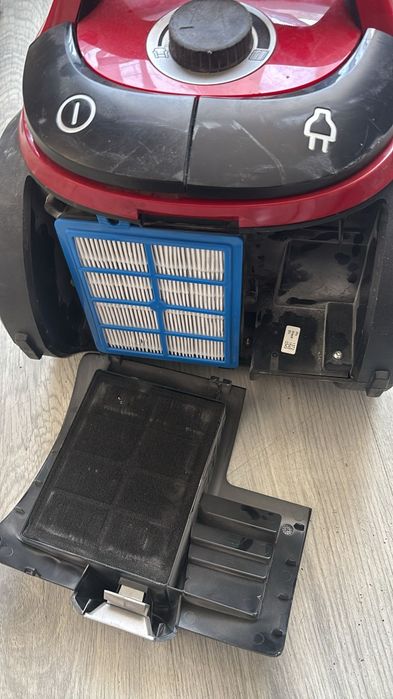 Odkurzacz Philips FC8721 Performance Expert – uszkodzony / na części