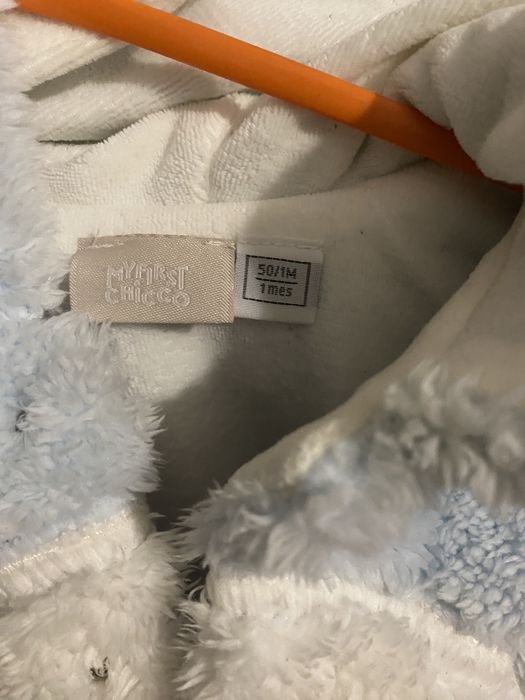 Macacão de pelucia marca chicco