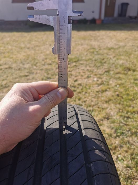Michelin primacy 4  215/65/17 komplet
