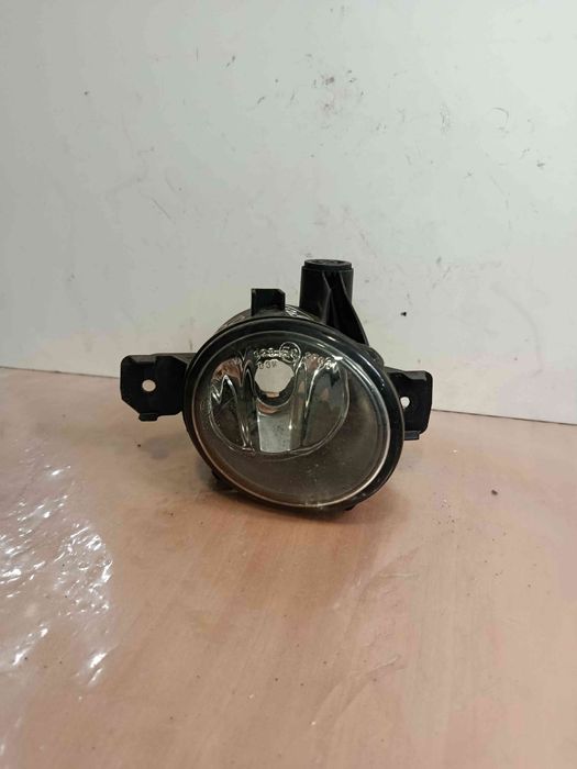 Farol nevoeiro frente direito BMW X3 (E83)