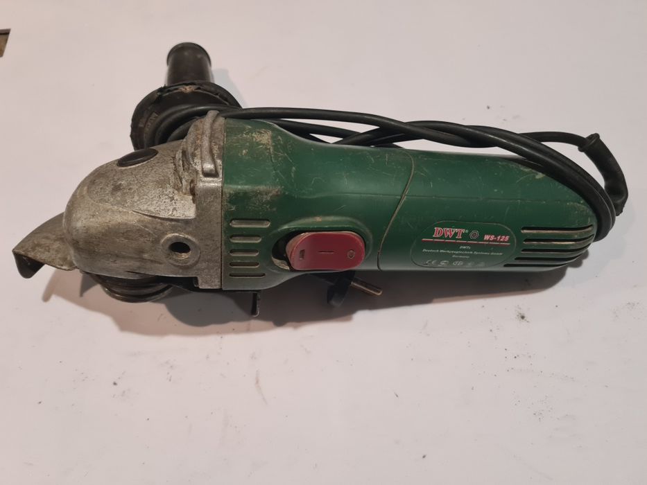 Болгарка DWT VS125 на 125 диск в хорошем полностью рабочем состоянии.