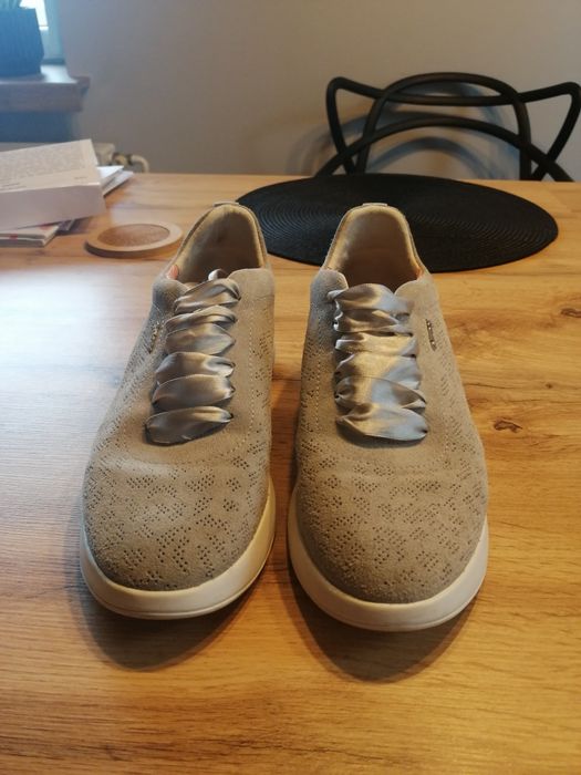 Damskie sneakersy Geox Respira 36