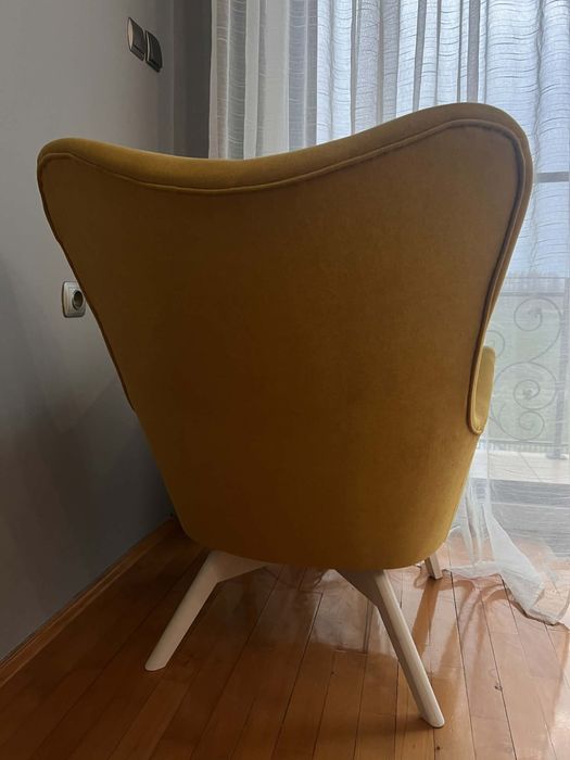 Fotel uszak żółty