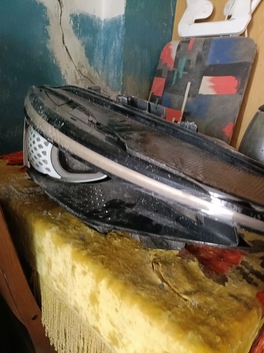 Фара Volkswagen id4 Iq led Америка 11A.941.036 на запчастини або під відновлення, розом з блоками