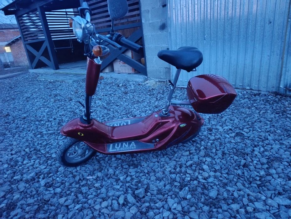 Продам електроскутер