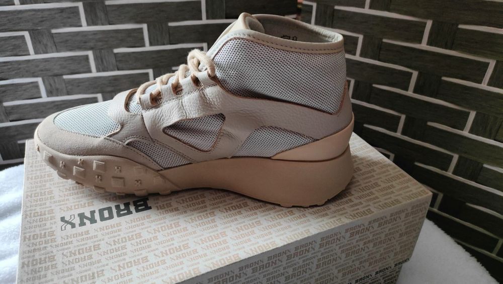 Nowe sneakersy Bronx