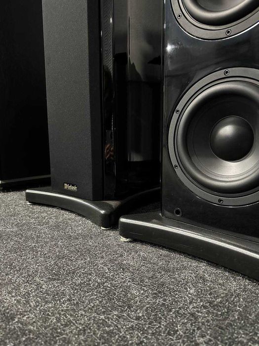Акустична система McIntosh XR200
