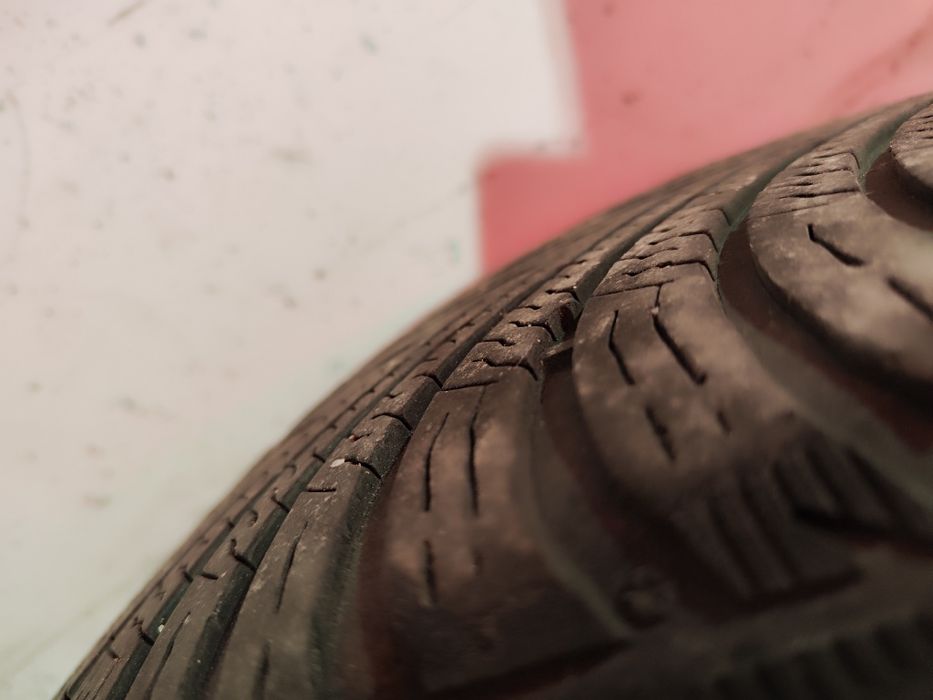 Felgi stalowe R17 + opony zimowe 215/65 (KOŁA - Peugeot 3008)