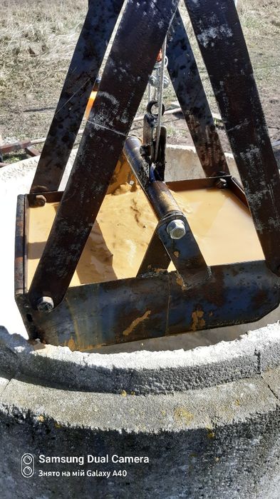 Чистка криниць...