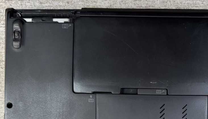 Lenovo T410s intel i5-560m 2gb micro sata ssd 1.8" 160Gb battery