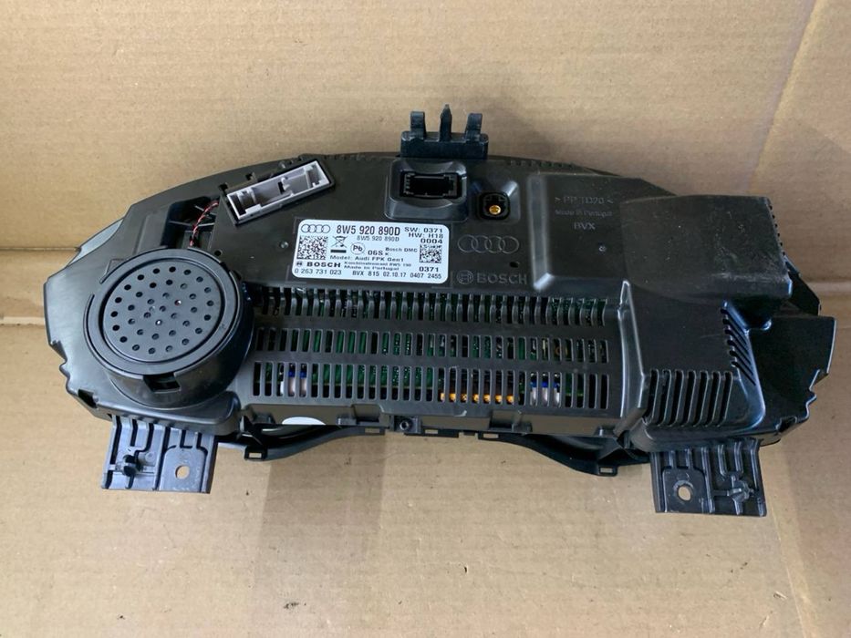 Панель приладів Щиток Audi A4 A5 S4 S5 Sq5 q5 8w5920890D