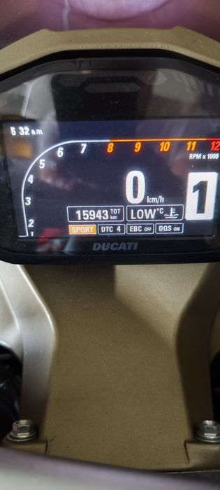 Ducati 1199 Panigale – 15.943 km | Desportiva de sonho