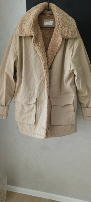 Стильна  тепла курточка