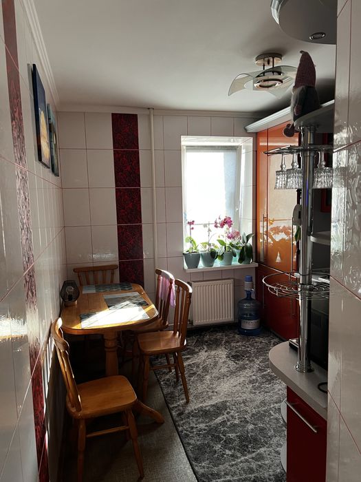 Продам квартиру з ремонтом