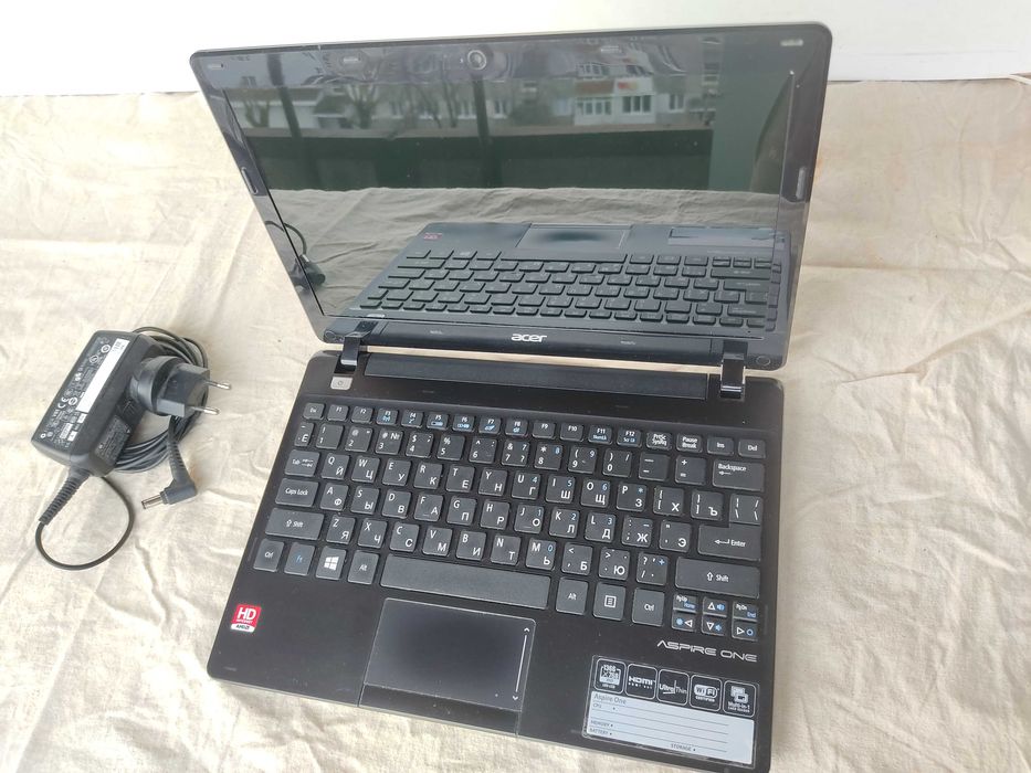ACER Aspire One отличное состояние.