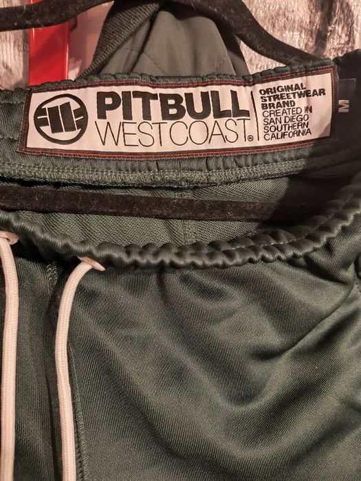 Nowe spodnie dresowe