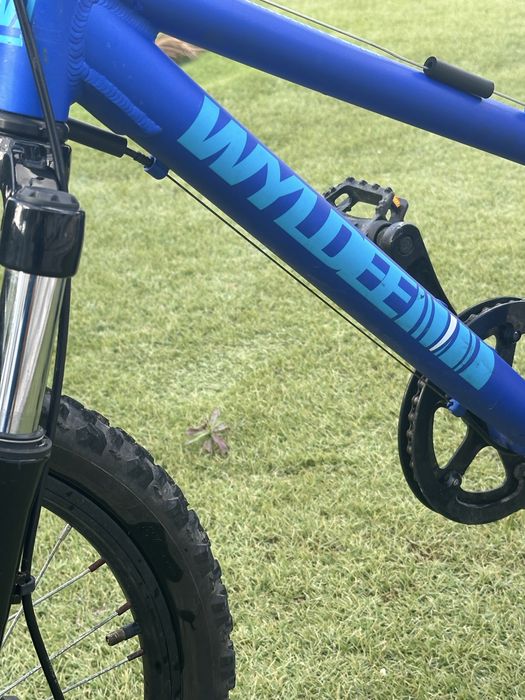 Bicicleta BTT Alumino Roda 20 c/ Suspencao - 1 X 6