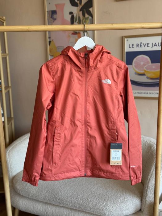 Куртка вітровка жіноча The North Face Quest Hooded
