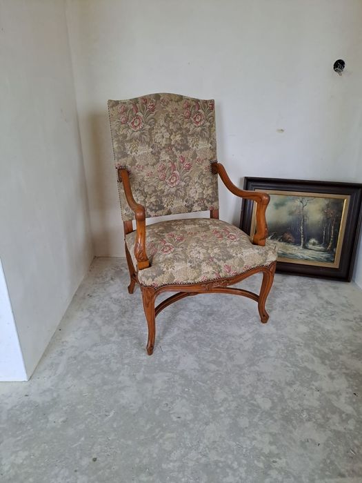 Fotel w stylu ludwikowskim stylowy fotel tron