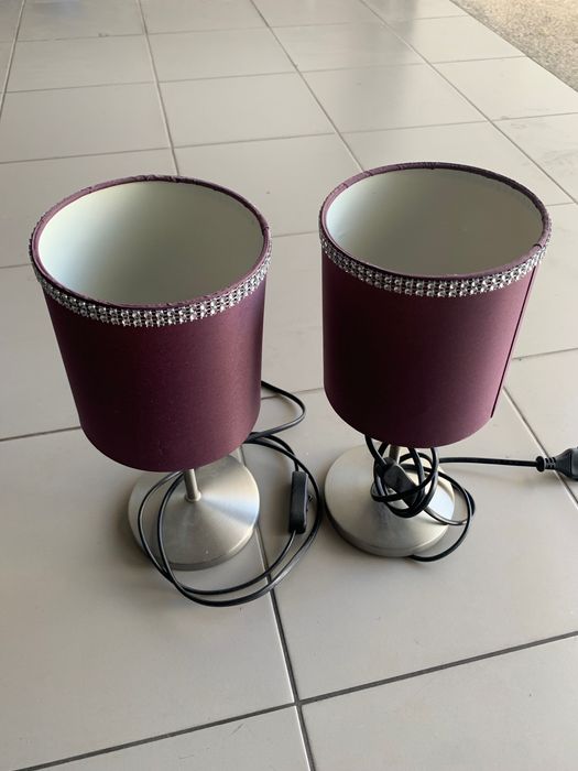 2 candeeiros de mesinha