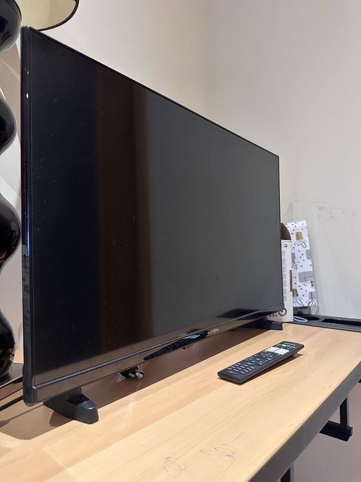 SmartTV eletronia 32” 2 meses de uso