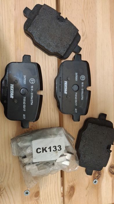 Conjunto de pastilhas novas de travão BMW