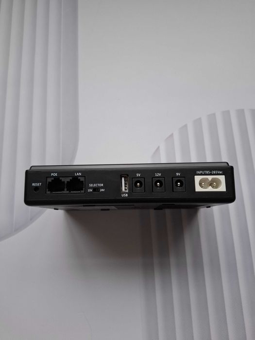 PowerBank для роутера DC1018P ДБЖ UPS 10400mAh 18W 5V/9V/12V Повербанк