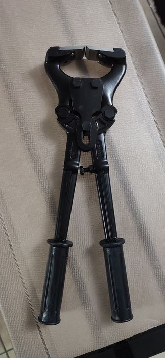 Alicate de corte de cascos