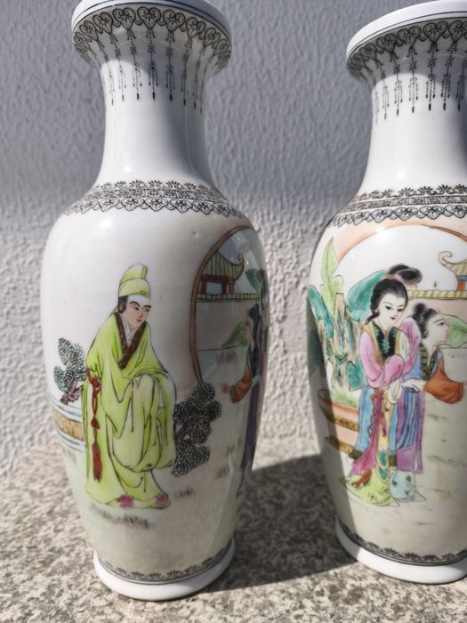 Jarras de porcelana chinesa século XX