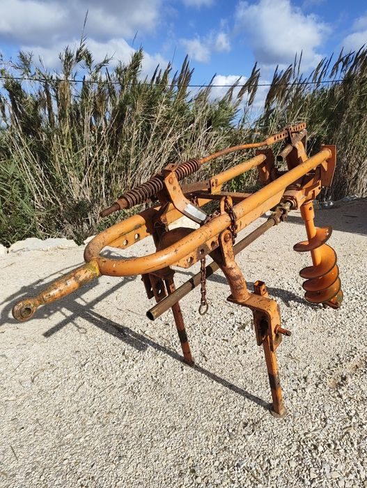 Broca para trator Galucho