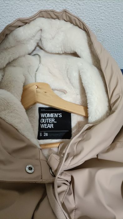 Casaco de senhora beje