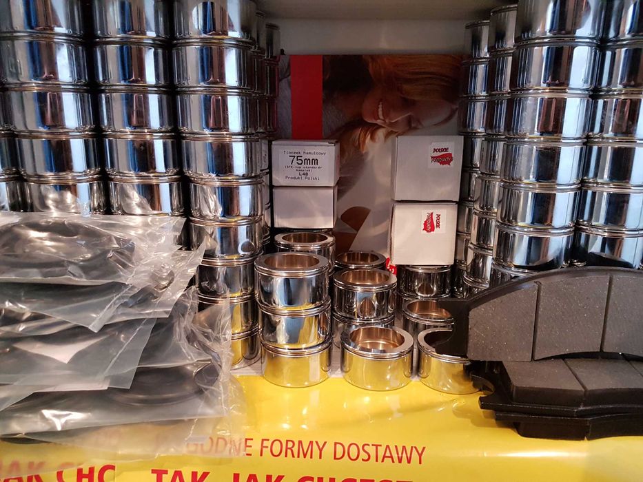 Ciągnik LKT  zacisk hamulcowy tłoczki