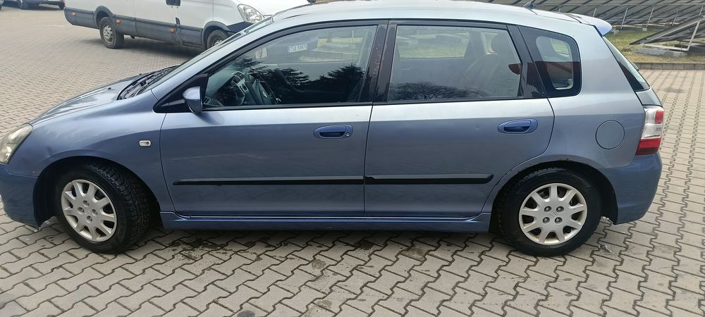 Honda  Civic.  7