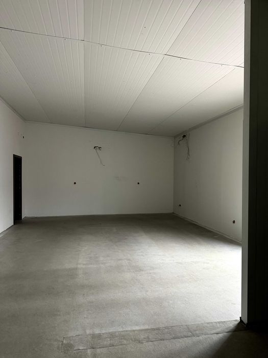 Hala magazynowa z biurem 232 m2