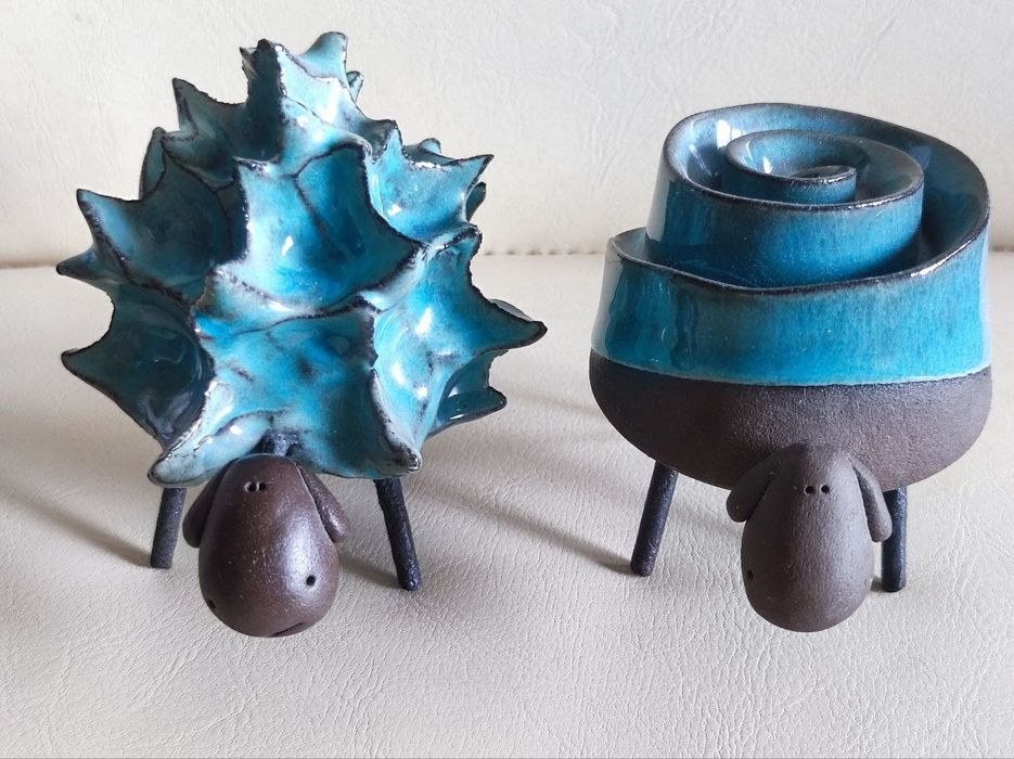 Figurki ceramiczne owce owieczki turkusowo brązowe