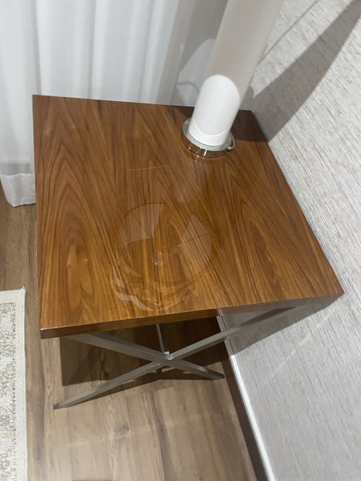 Mesa de apoio de sala