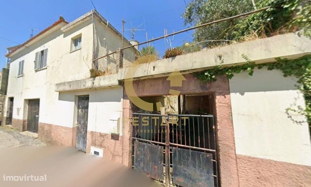 Moradia para recuperar em Sedielos - Peso da Régua — Vila Marim, Vila Real
