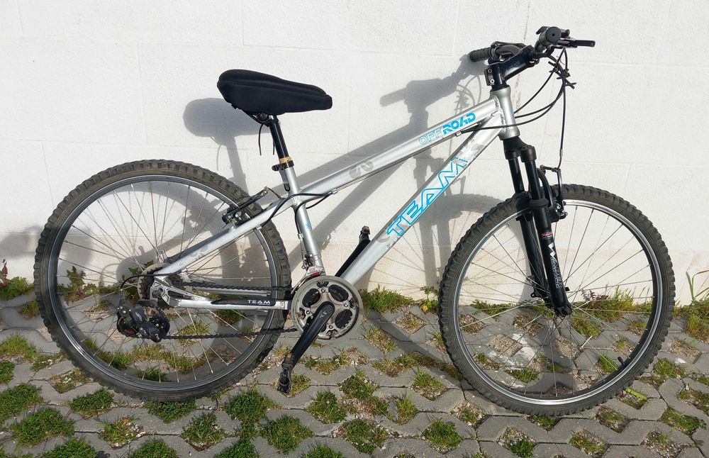 Bicicleta Team Cinza Roda 26