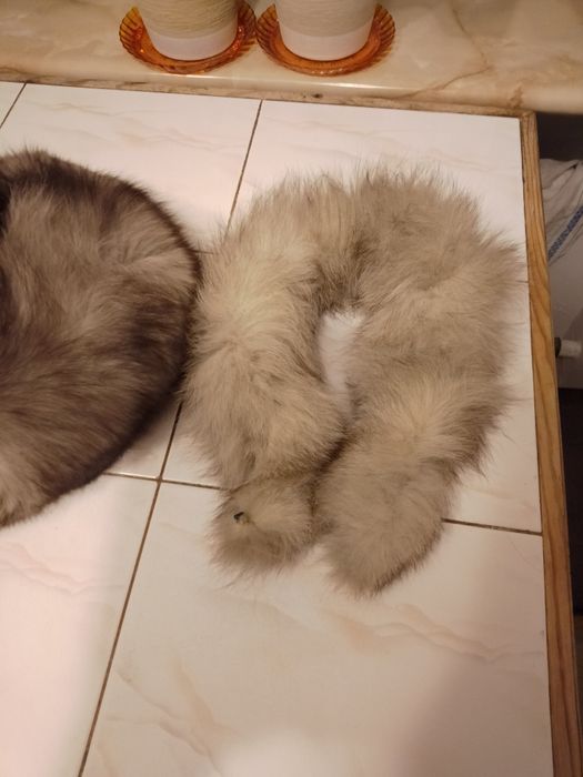 Czapka,toczek damski z lisa srebrnego,plus szalik.