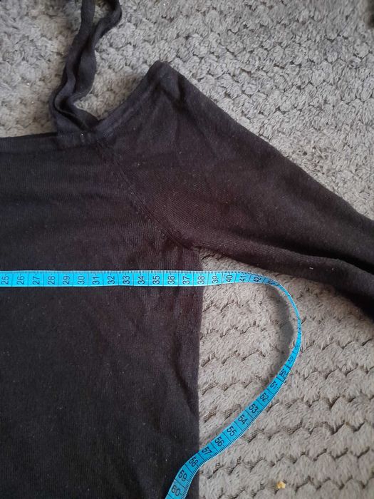 Bluzka z wiązanymi ramiączkami