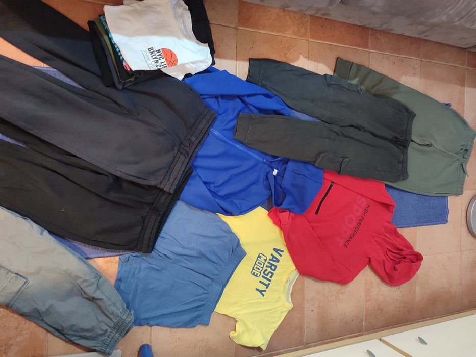 Речі хлопчик9-11 років. Zara,кофти, штани, реглан, футболки, піжама
