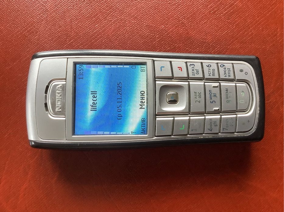 Легендарний колекційний телефон Nokia 6230i повністю робочий