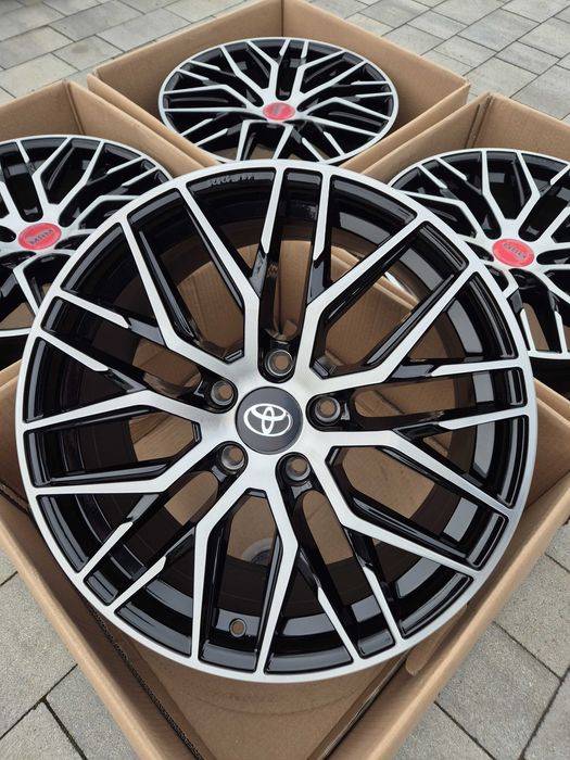 Felgi 18" 5x114,3 Toyota Auris Avensis Camry Corolla RAV4 Yaris TPMS Nowe | #RS4