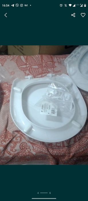 Крышка унитаза, сиденье на унитаз