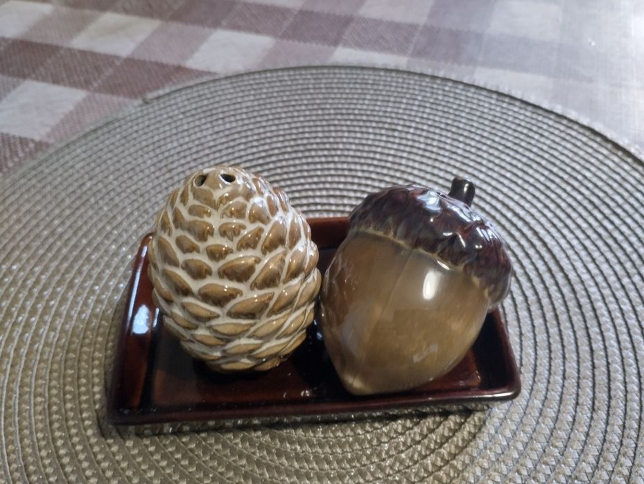 Набор для специй (соль,перец)керамический