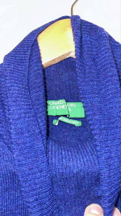 Шерстяной свитер United colors of benetton